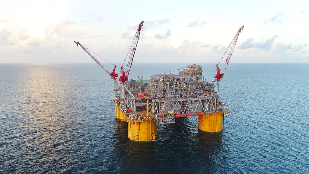 Final Gulf of Mexico oil and gas auction until 2025 nets $422 million in bids